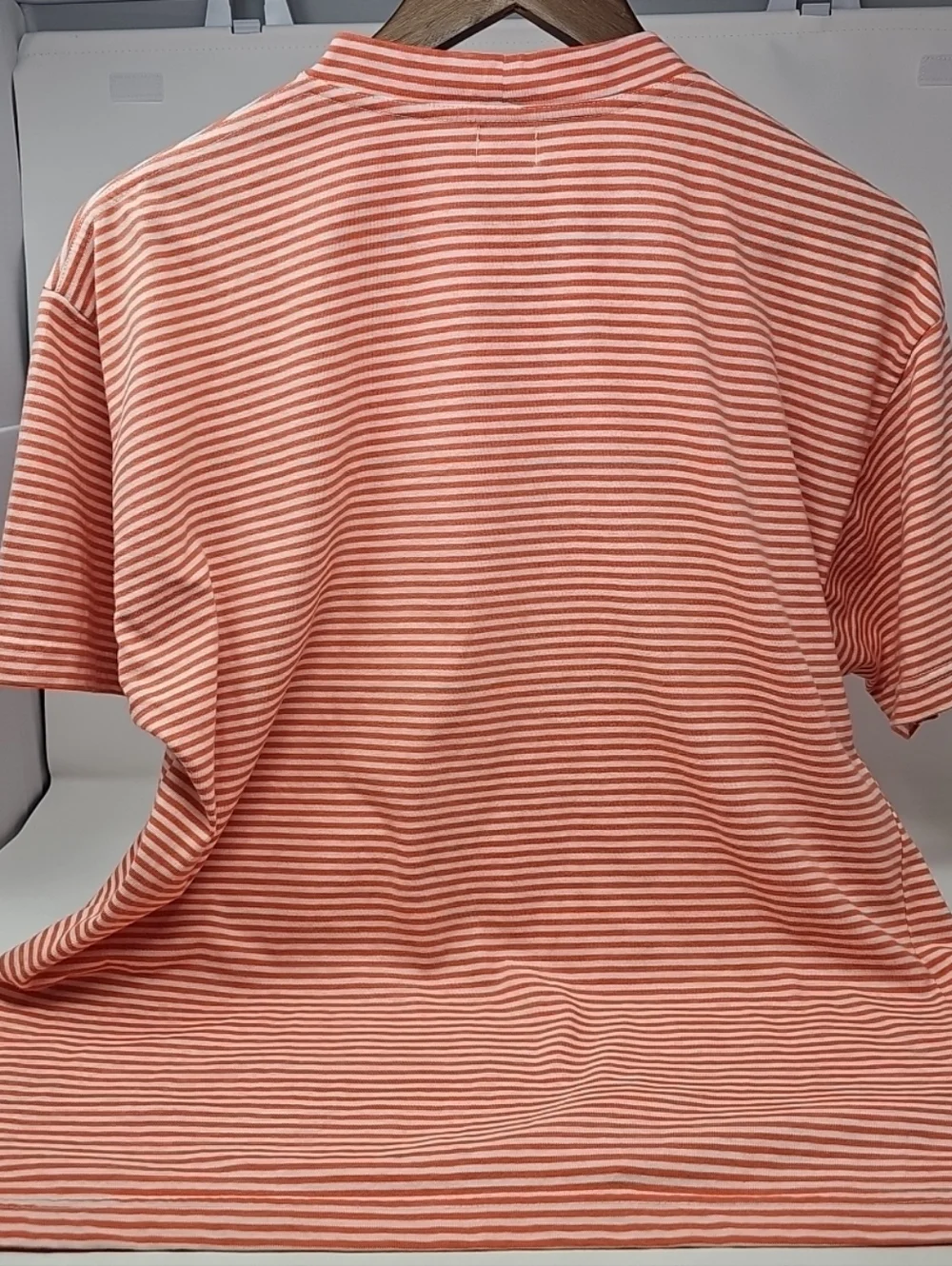 Vintage Guess Striped Tee in Coral and White with Embroidered Logo - Picture 4 of 7